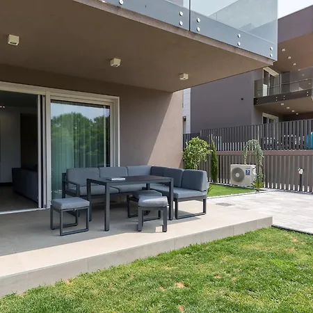 Apartamento With Parking Space - 24365 *