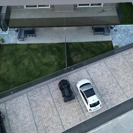 With Parking Spaces Kukci, - 24365 Apartament