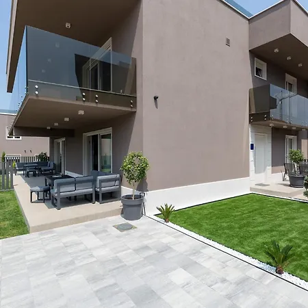 With Parking Space - 24365 Apartamento *