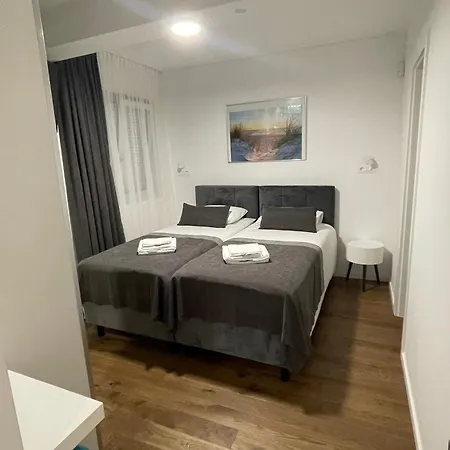 With Parking Space - 24365 Appartement